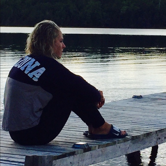 Meet your Posher, Olivia - Picture 1 of 1